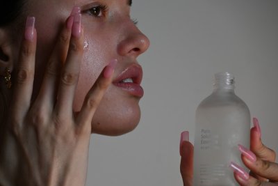 Anti-aging is uit en skin longevity neemt het over